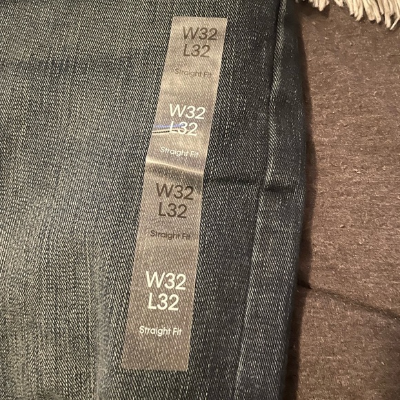 Calvin Klein Jeans NWT - Standard Straight - Picture 12 of 15